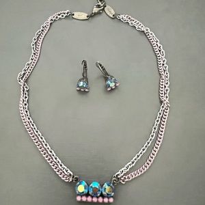 Sabika necklace and earrings Princess Tiara